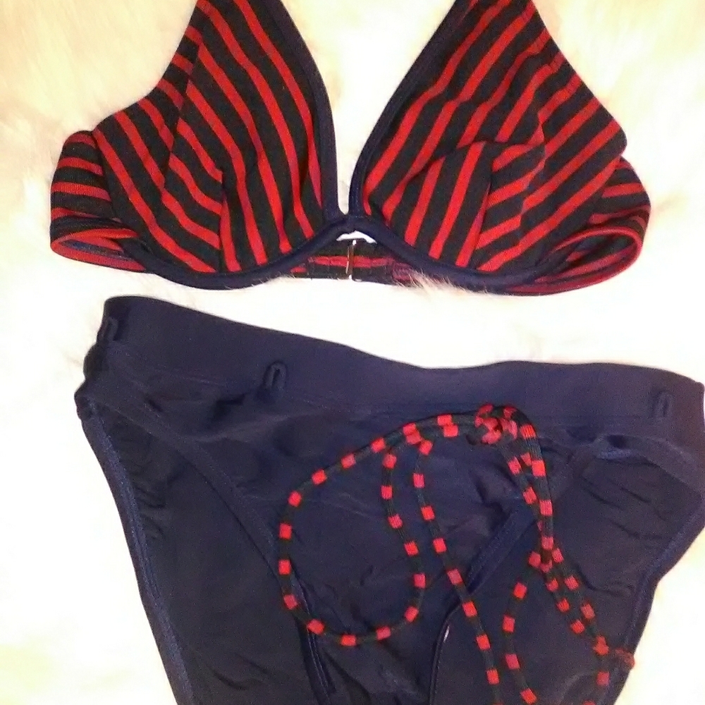 🎉HP🎉 Like new 👙 bikini.